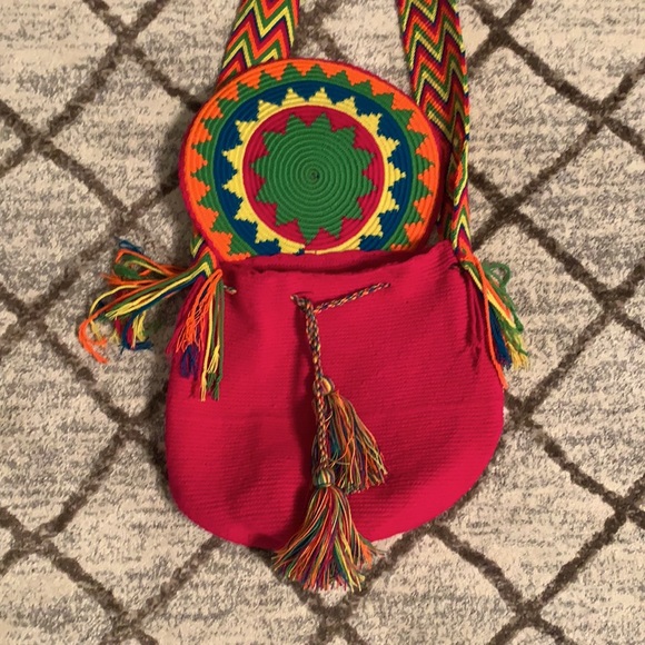 Colorful Wayuu crossbody bag. NWOT. - Picture 3 of 6
